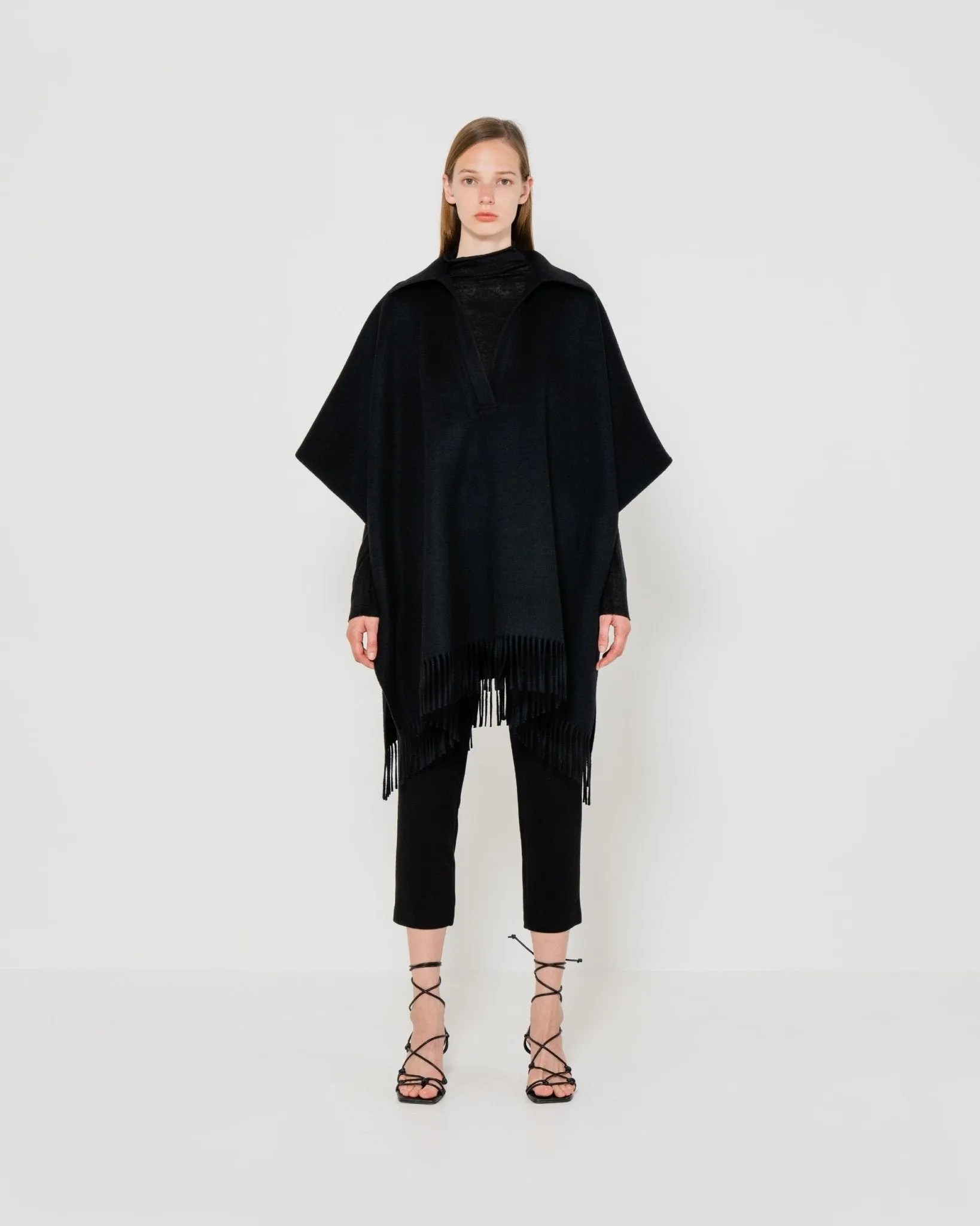 Fringe Wool Poncho | Black