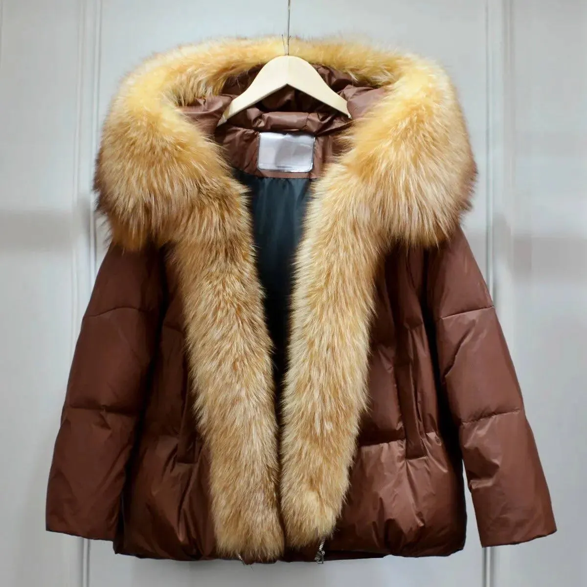 Luxe Warmth: Women's Duck Down Jacket with Natural Fur - Stylish Winter Comfort